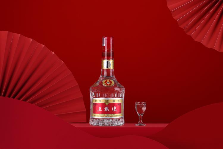光影醇香 白酒靜物攝影的美學與技法探索
