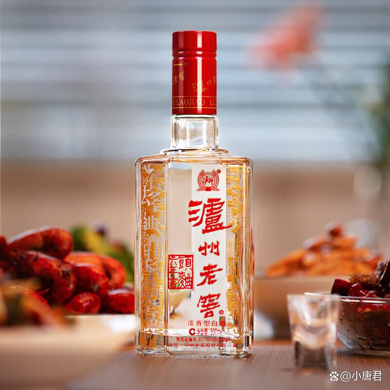 瀘州老窖濃香型白酒怎么樣?揭秘其卓越口感與品鑒之道